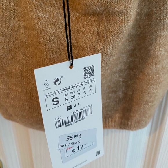 Host Pick: Zara Knit Top - Size Small - Picture 4 of 6
